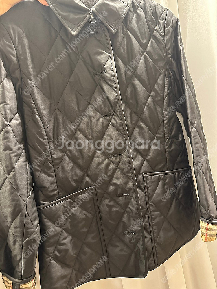 버버리 퀼팅자켓--0
