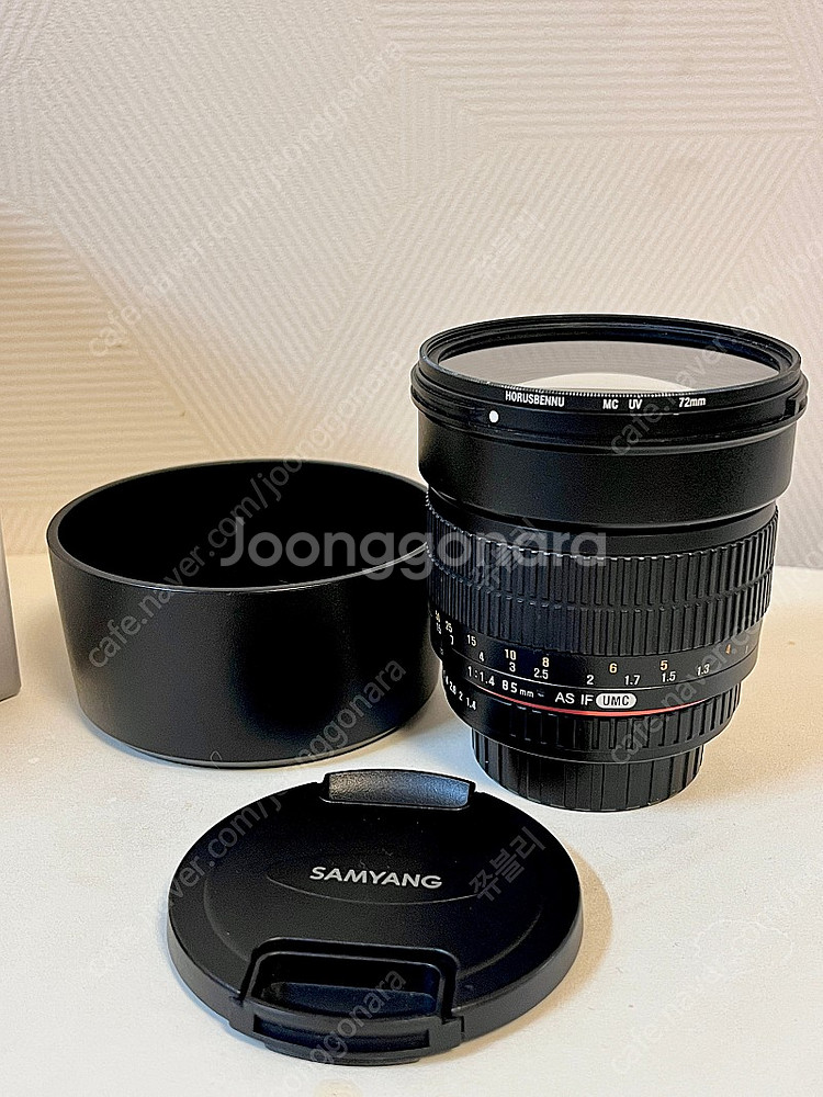 삼양 단렌즈 f1.4/85mm 팝니다.--2