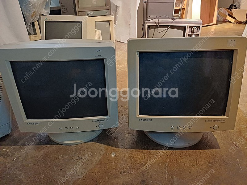 삼성 15인치 crt모니터 판매합니다--0