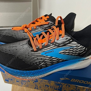 BROOKS 브룩스 하이페리온 맥스 275 새상품