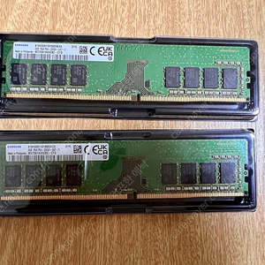 삼성 ddr4 8gb 2666 2개 팝니다. (3800)