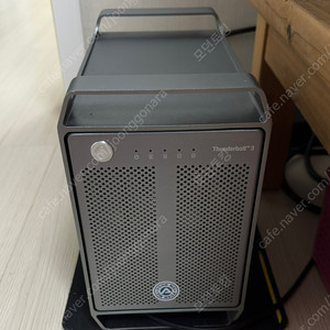 Akitio 썬더볼트3 스토리지 Quad X 판매합니다