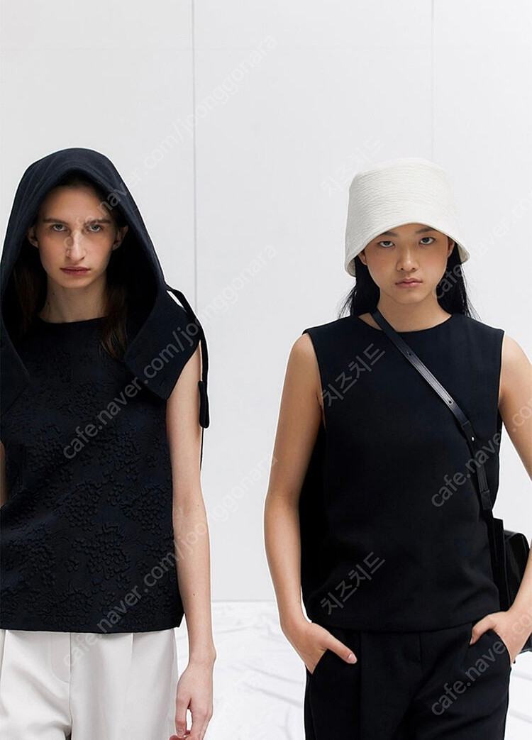 에핑글러 베스트 블라우스 자카드 블랙 새상품--3