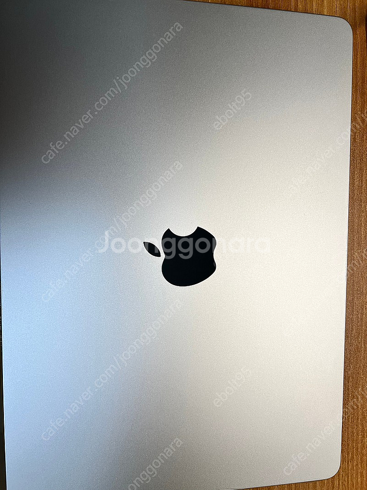 맥북 에어 m2 13인치 기본사양 스타라이트 (배터리 효율 90%)--0