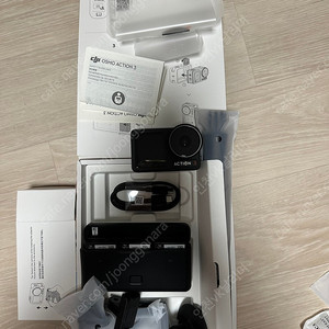 오즈모액션3 + 케어 리프레쉬 판매합니다