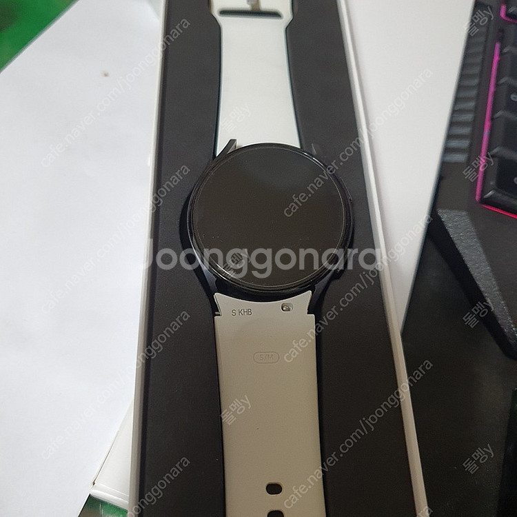 갤럭시워치5 40mm 그라파이트 색상 팝니다~--1