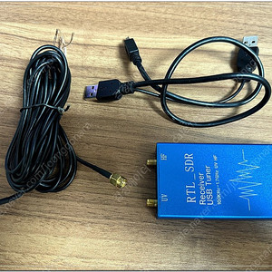 RTL-SDR USB 수신기 판매합니다.