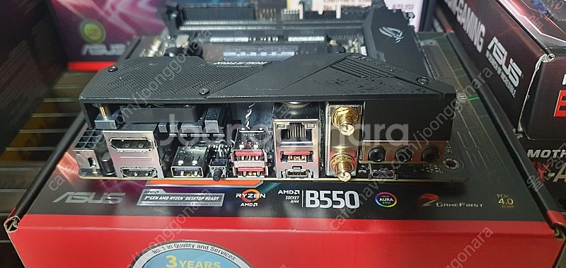 ASUS ROG STRIX B550i ddr4--3