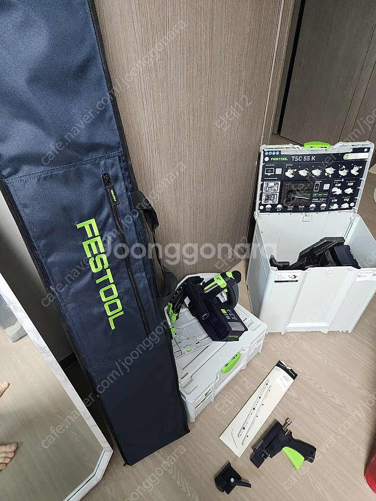 페스툴 플런지쏘 (충전,무선) 레일--1