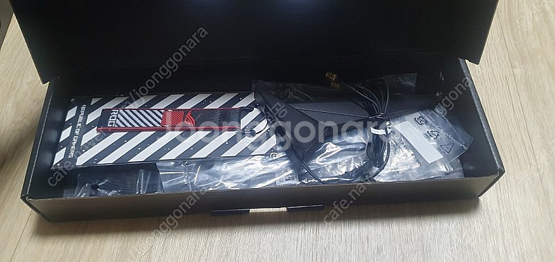 asus rog strix b550-xe--4