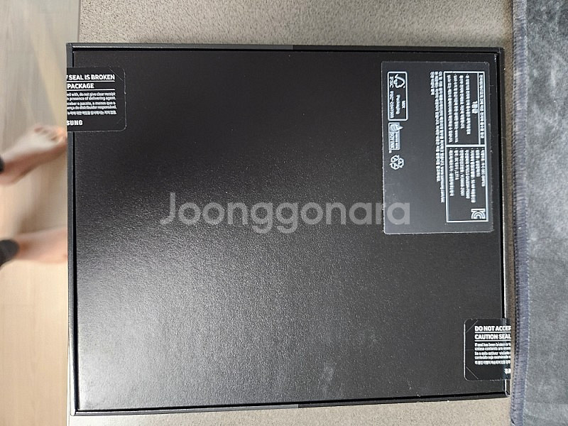 갤럭시 폴드3 실버 512GB 자급제 미개봉 팝니다--1