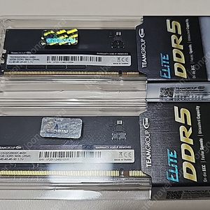 팀그룹 DDR5-5600 CL46 Elit 32gbx2 일괄 팝니다.