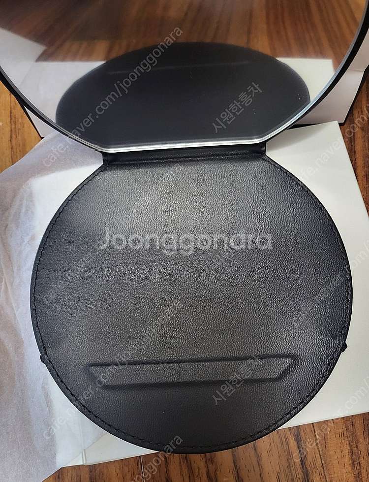 샤넬코스메틱 블랙 생일선물 거울--1