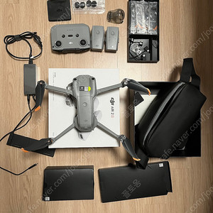 DJI 에어2S 플라이모어 콤보 판매합니다.