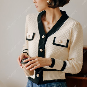 랭썬 가디건 크림색상 Modern classic sweater cardigan