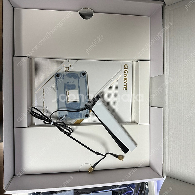 기가바이트 b550 vision d-p--2