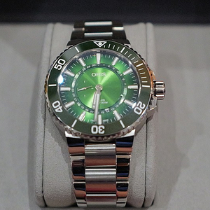 오리스 ORIS Aquis 한강 Limited Edition