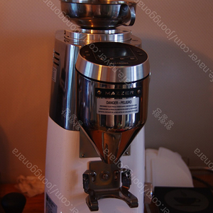 mazzer kold s 코니컬 커피그라인더 판매합니다.