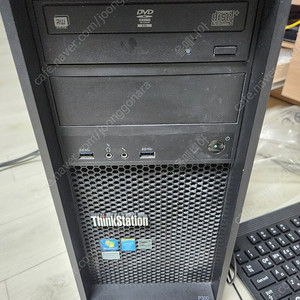 lenovo thinkstation p300 팝니다.