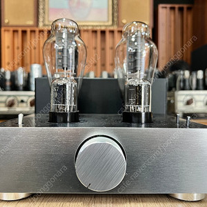 일본 300B 싱글 진공관 앰프 판매합니다.(elekit tu-8730)