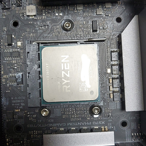 amd 3600xt cpu팝니다