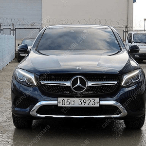 벤츠GLC클래스 X253 GLC 300 4MATIC 쿠페중고차 할부 리스 카드 렌트 전액할부 가능합니다