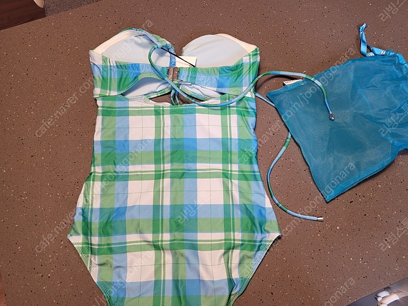 데이즈데이즈 Jolly(졸리) 홀터넥 원피스 수영복 (s사이즈)--6