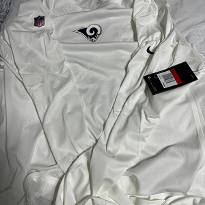 [새제품] 미식축구 롱슬리브 셔츠 나이키 la 램스 XL