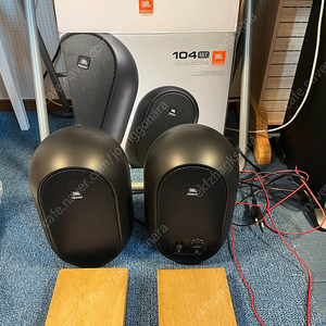 JBL 104BT 블루투스 스피커 팝니다.