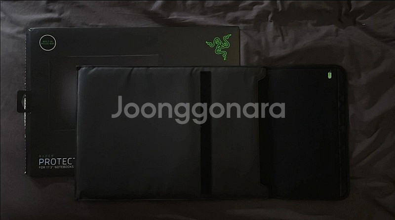 Razer Protective Sleeve V2 17....--1