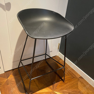 헤이 어바웃어스툴 Hay About a stool