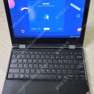 네이버 whalebook WE1L 모델 노트북 중고로 싸게 팝니다.