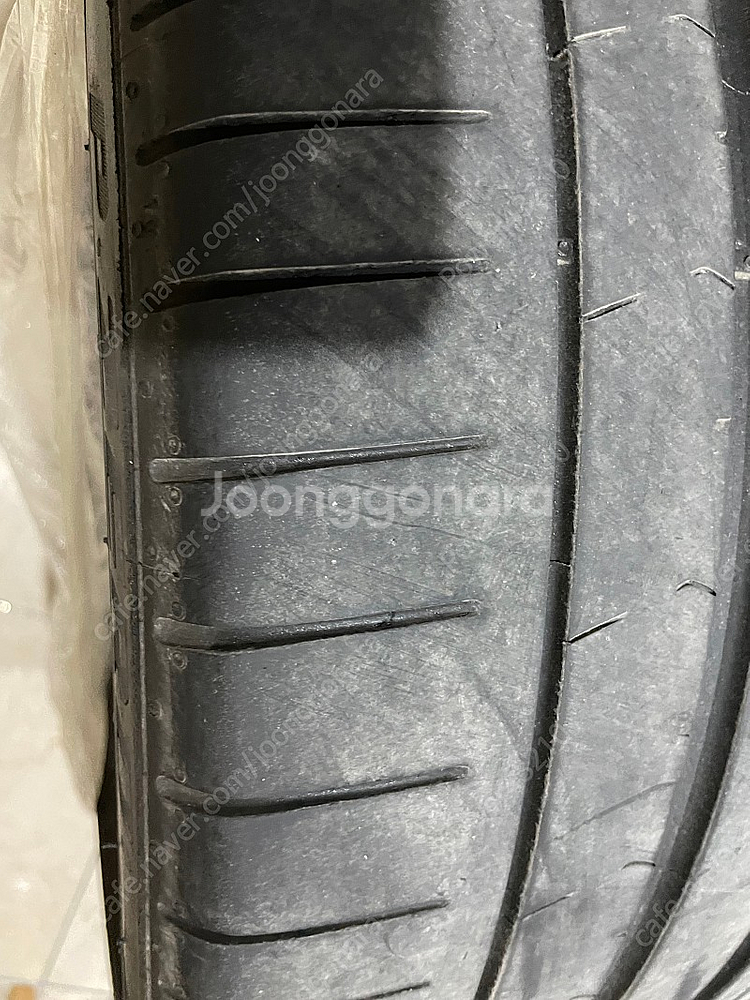 피렐리 피제로 런플랫 타이어 275/30/20--0