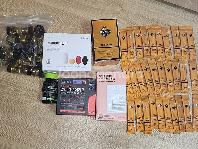 19만원 상당 각종 건강식품 3만원에 처분합니다(루 테 인, 카무트효소, 유산균 등)--0