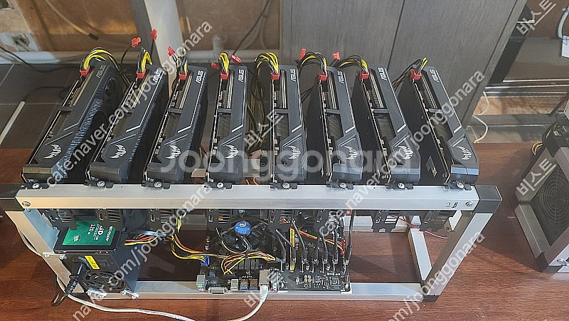 채굴기 5600xt 8way 3대 팝니다. 라데온 as...--0