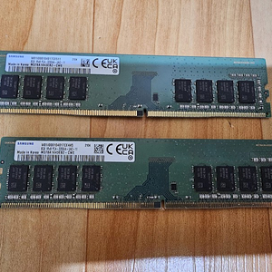 삼성 8GB 1Rx8 PC4-3200AA 메모리 2개 판매합니다