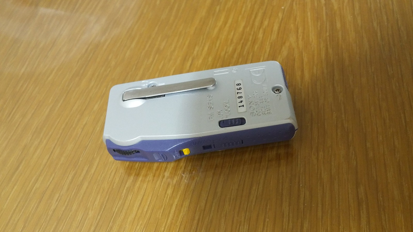 소니Sony SRF-M55 성능이뛰어나고 희귀한 깨끗한 미니포켓라디오 10만원에 드립니다 - 서울강서--5