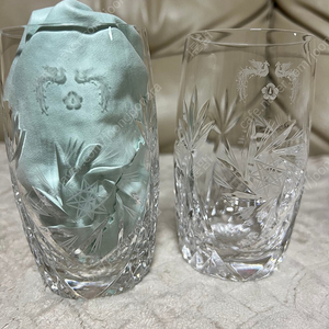 청와대 크리스탈잔 2p