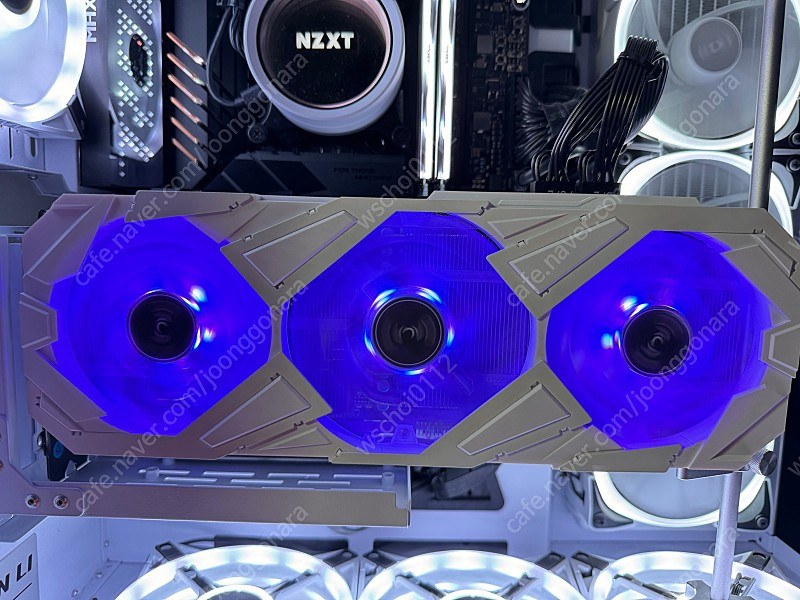 갤럭시 3080ti EX gamer 화이트 12gb 판매합니다 --3