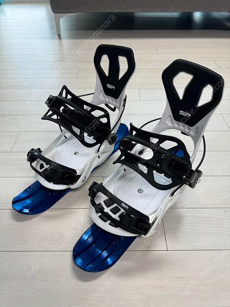 스키에이트(인라인스키), k2 보드부츠, giro 스키 헬멧 판매합니다.