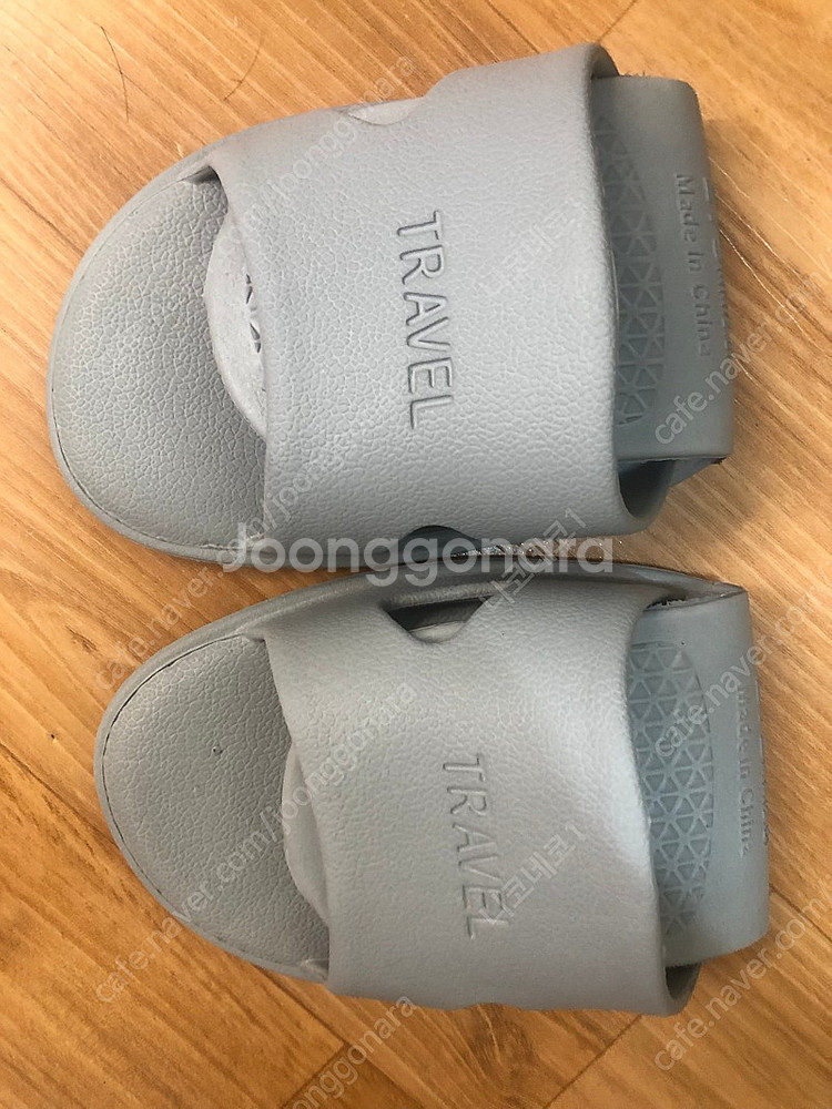 여행용품 접이식 슬리퍼 + 새면백 + 귀마개 + 정리팩...--2