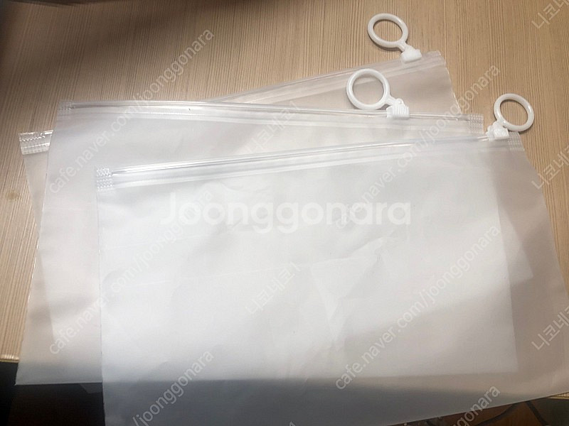 여행용품 접이식 슬리퍼 + 새면백 + 귀마개 + 정리팩...--6