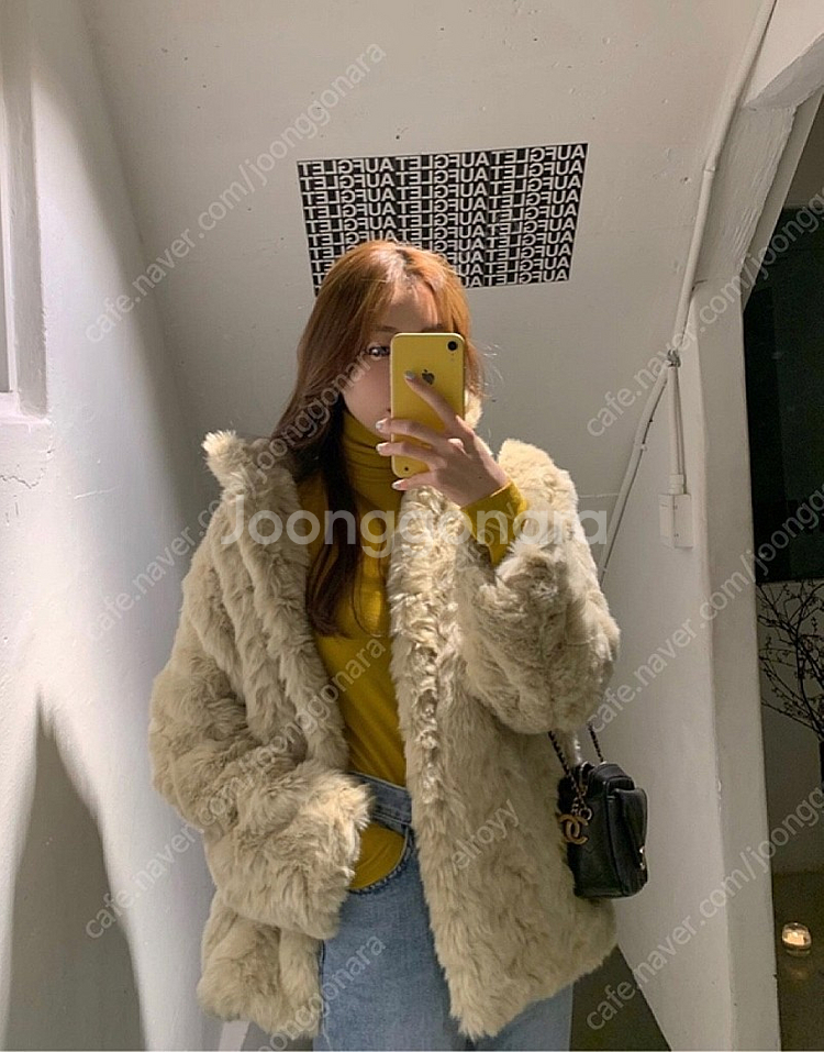 스키니피그 퍼 자켓 beige fur jacket--1
