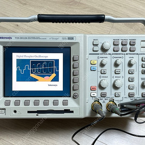 Tektronix TDS 3012B (오실로스코프) 판매합니다 - 40만원