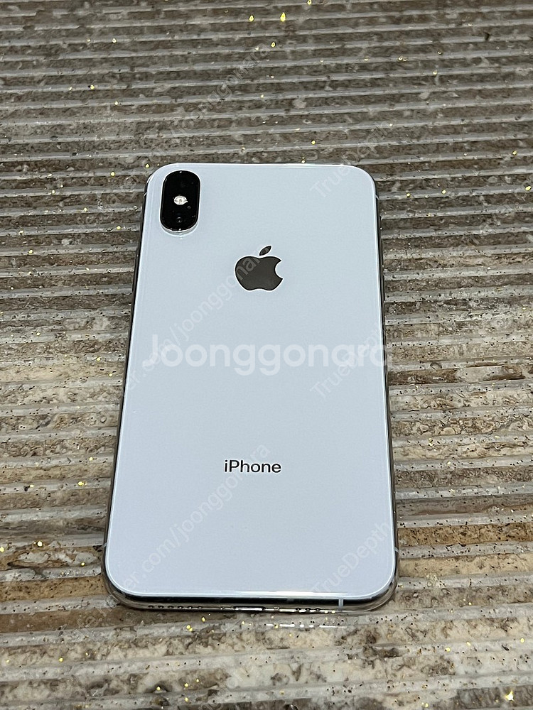 아이폰Xs iOS 15.6.1--1