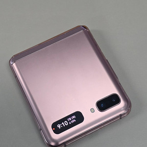 갤럭시 Z플립2 브론즈색상 256기가 22년 7월개통 액정주름없는폰 15만에판매합니다