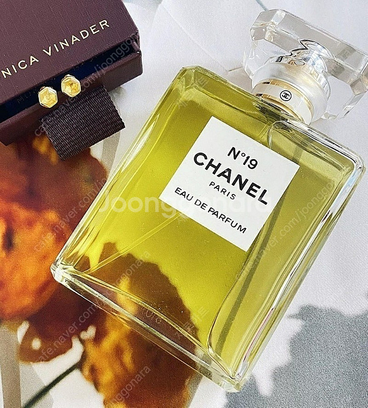 샤넬 넘버19. 오드퍼품 100ml. 미개봉--1