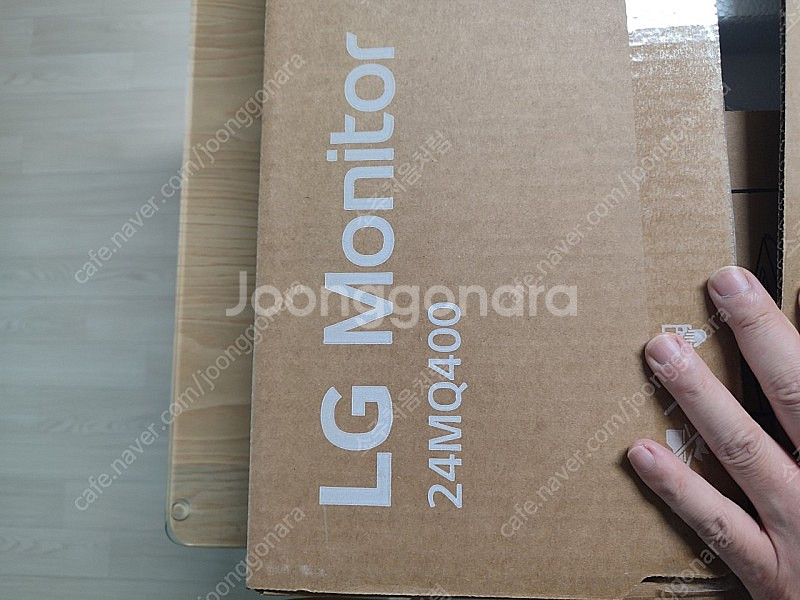 LG 24인치 모니터 새거--1