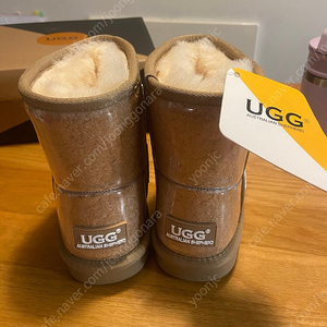 (새상품)UGG 키즈 클리어 어그 카멜 13-2