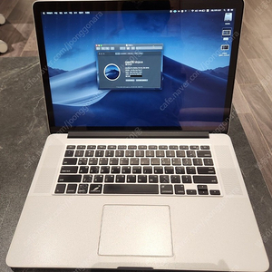 맥북프로 레티나 15인치 MacBook Pro (Retina, 15 인치, Mid 2015) CTO 팝니다.